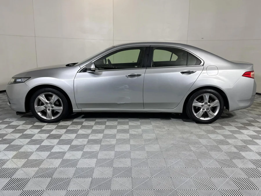 Used 2012 Honda Accord 2.0 Elegance auto - WeBuyCars Midstream Used 2012 Honda Accord 2.0 Elegance auto - WeBuyCars Midstream