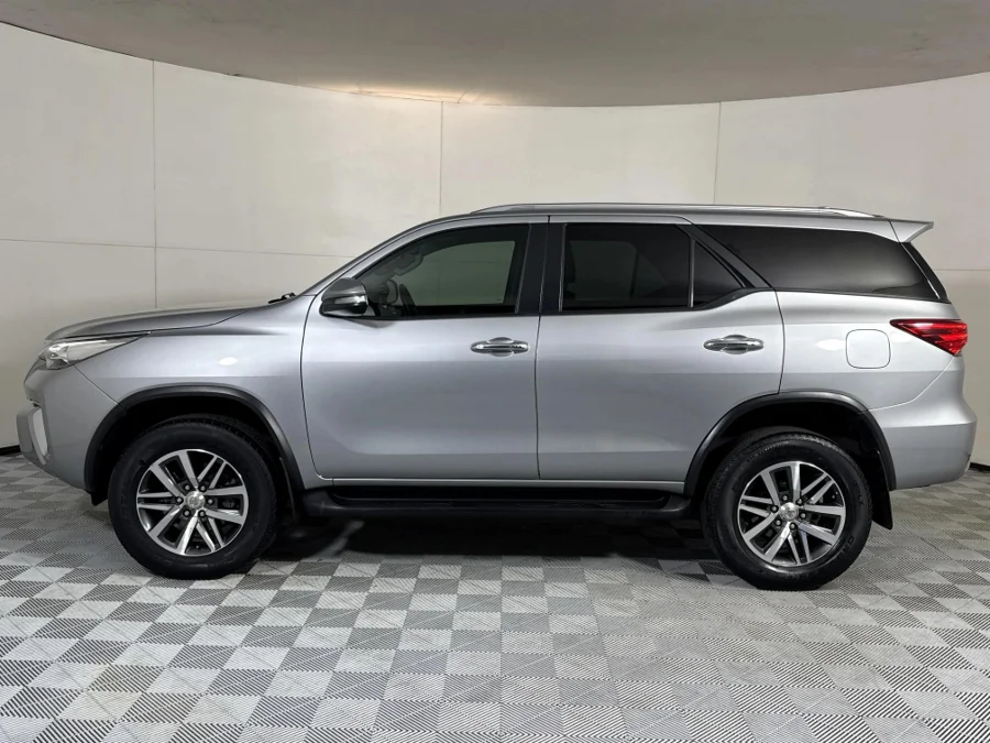 Used 2017 Toyota Fortuner 2.8GD-6 - WeBuyCars Midstream Used 2017 Toyota Fortuner 2.8GD-6 - WeBuyCars Midstream