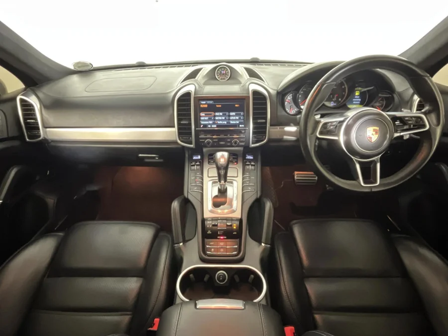 Used 2014 Porsche Cayenne turbo - WeBuyCars The Dome