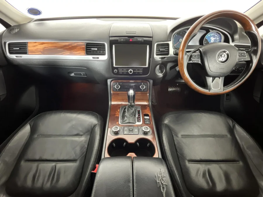 Used 2011 Volkswagen Touareg V6 TDI - WeBuyCars Montana