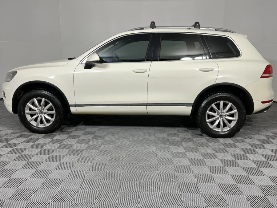 Used 2011 Volkswagen Touareg V6 TDI - WeBuyCars Montana
