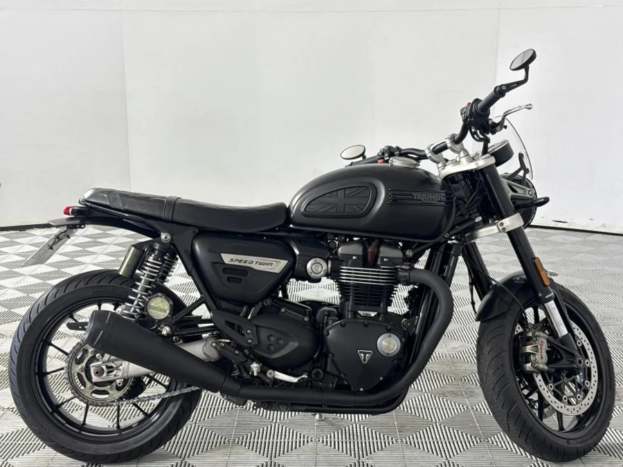 Used 2022 Triumph Speed Twin 900 - WeBuyCars Richmond Used 2022 Triumph Speed Twin 900 - WeBuyCars Richmond