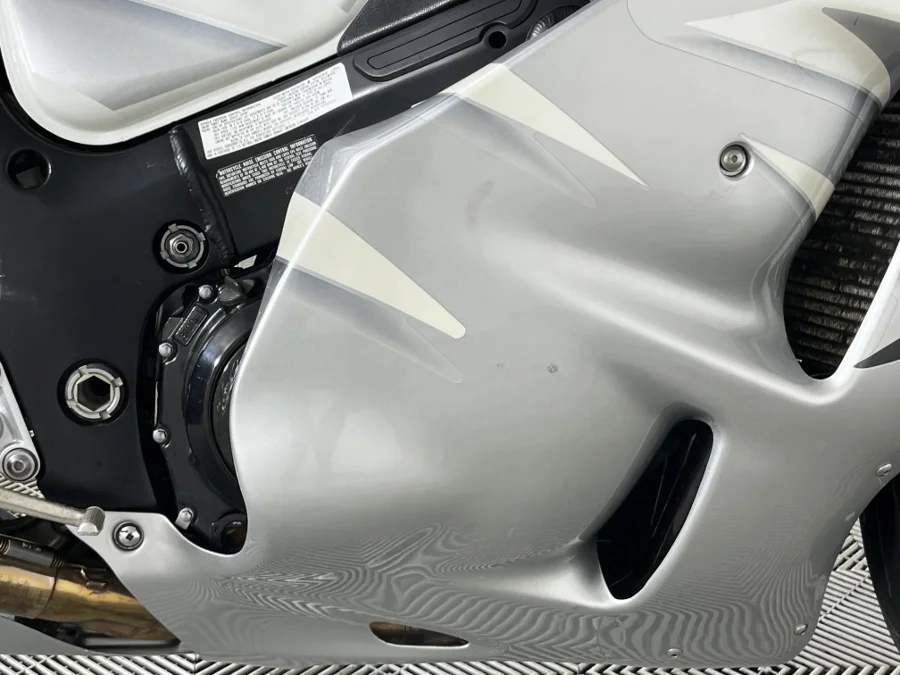 Used 2006 Suzuki GSX 1300r - WeBuyCars The Dome