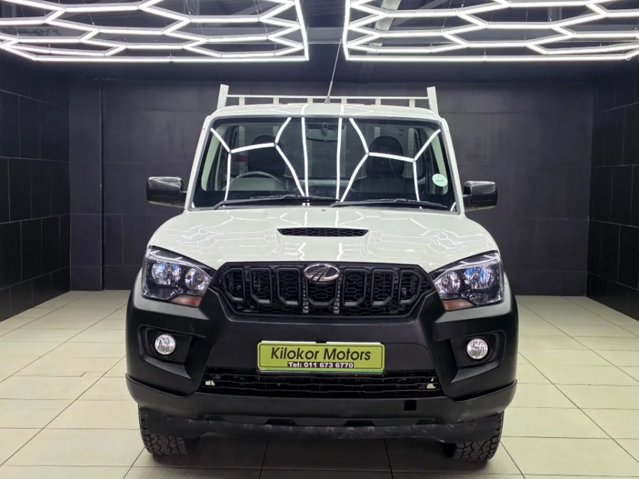 Used 2023 Mahindra Pik Up 2.2CRDe single cab dropside S4 - Kilokor Motors Used 2023 Mahindra Pik Up 2.2CRDe single cab dropside S4 - Kilokor Motors