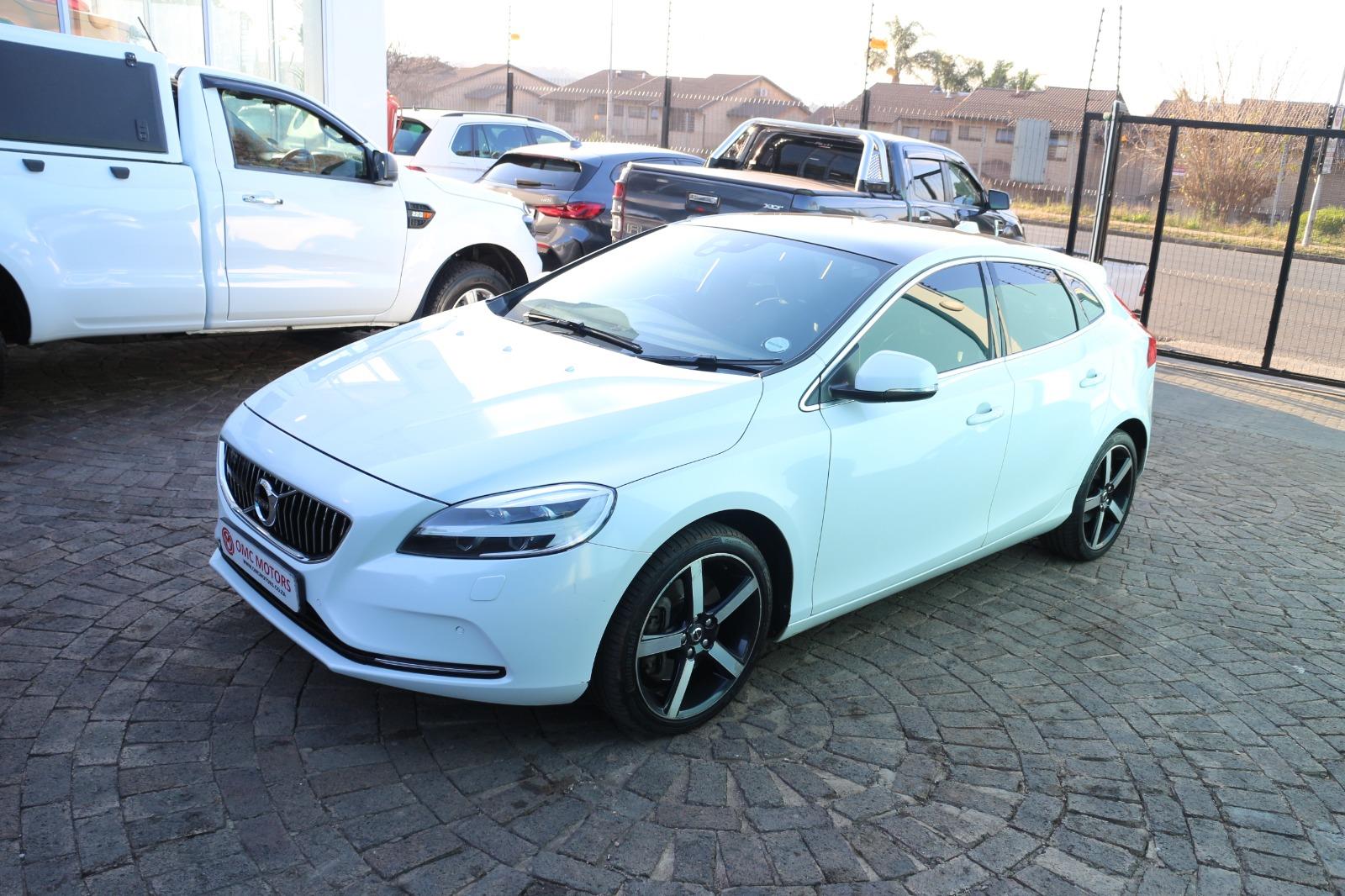 Used 2018 Volvo V40 D3 Inscription