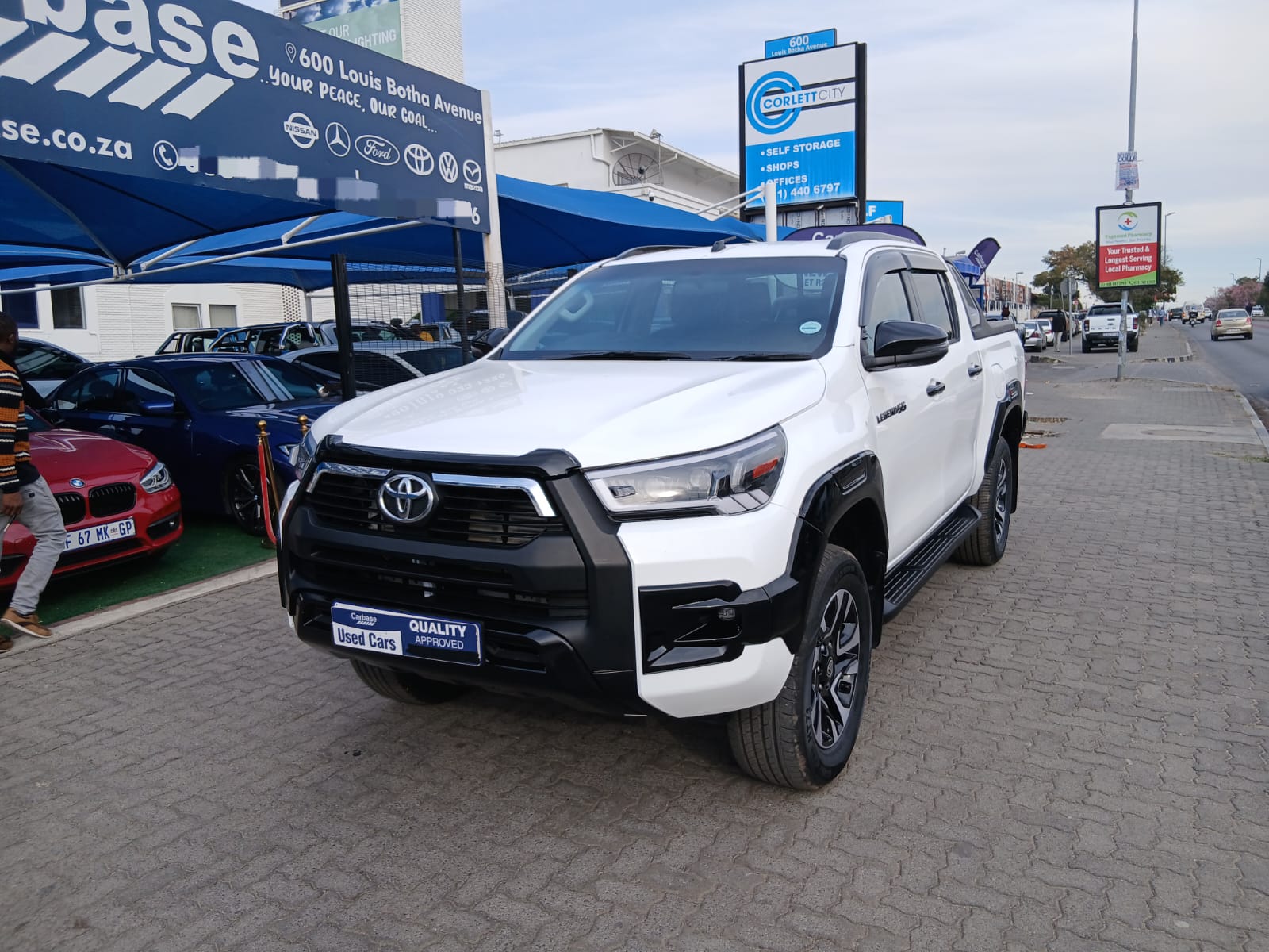 Used 2025 Toyota Hilux 2.4GD-6 double cab SRX