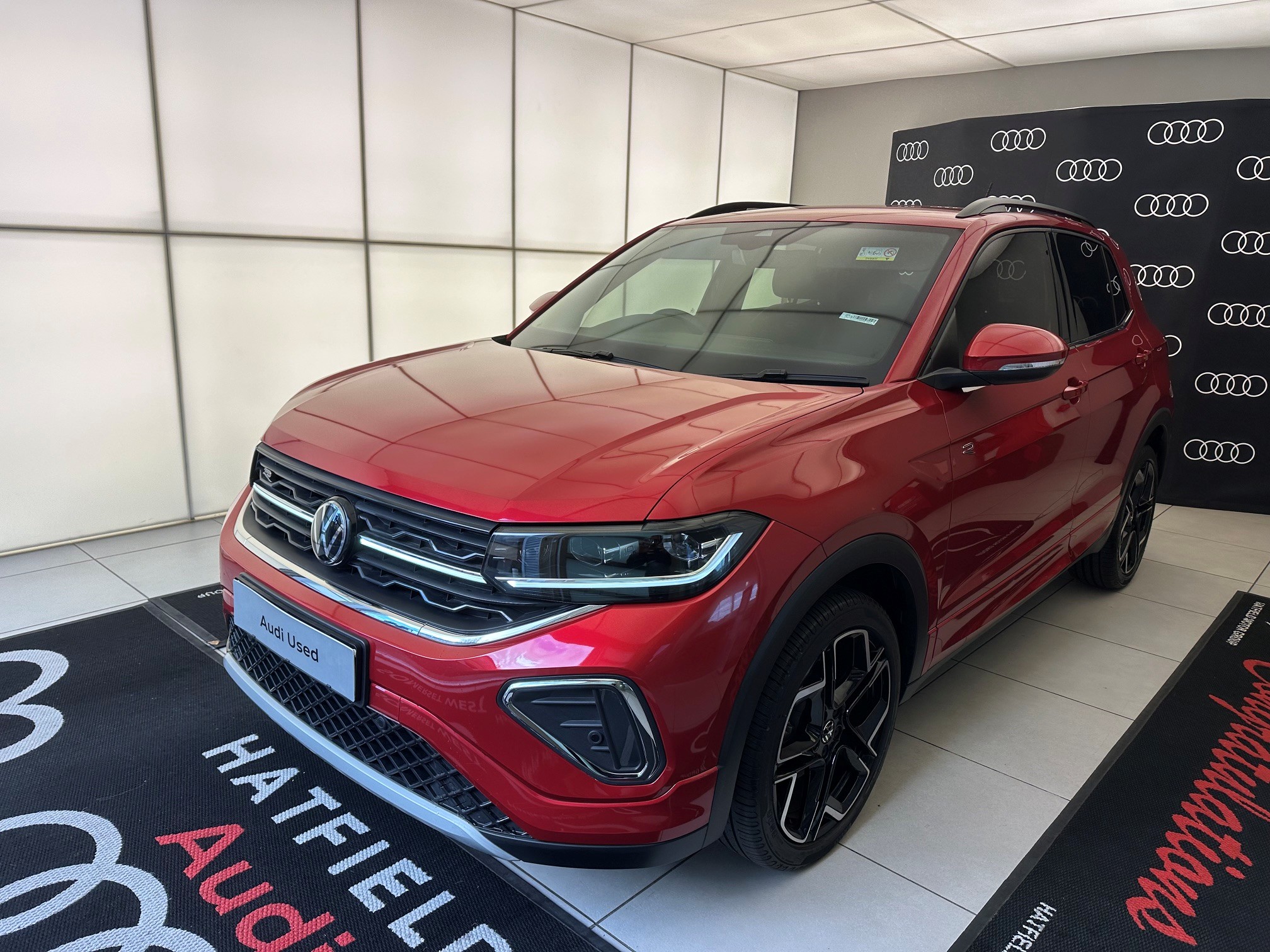 Used 2025 Volkswagen T-Cross 1.0TSI R-Line