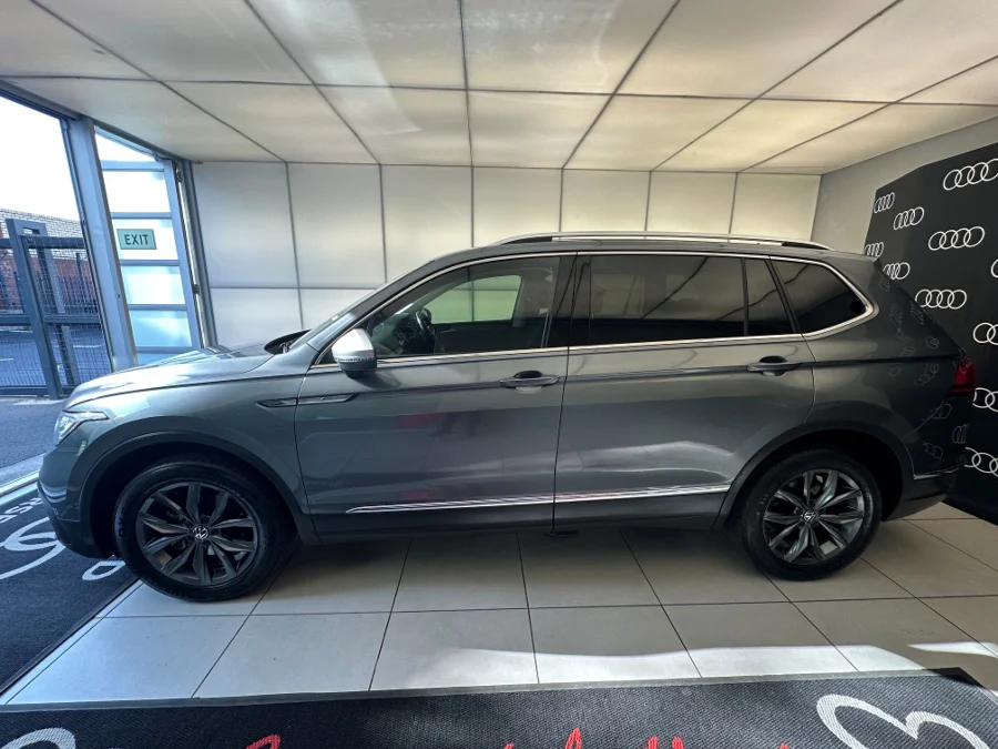 Used 2022 Volkswagen Tiguan Allspace 1.4TSI 110kW Life - Audi Centre Somerset West Used 2022 Volkswagen Tiguan Allspace 1.4TSI 110kW Life - Audi Centre Somerset West