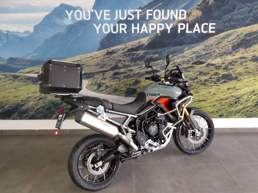 Triumph Tiger 900 Desert Edition - Triumph Johannesburg Triumph Tiger 900 Desert Edition - Triumph Johannesburg