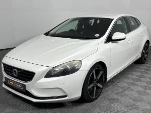 Used 2014 Volvo V40 T3 Essential