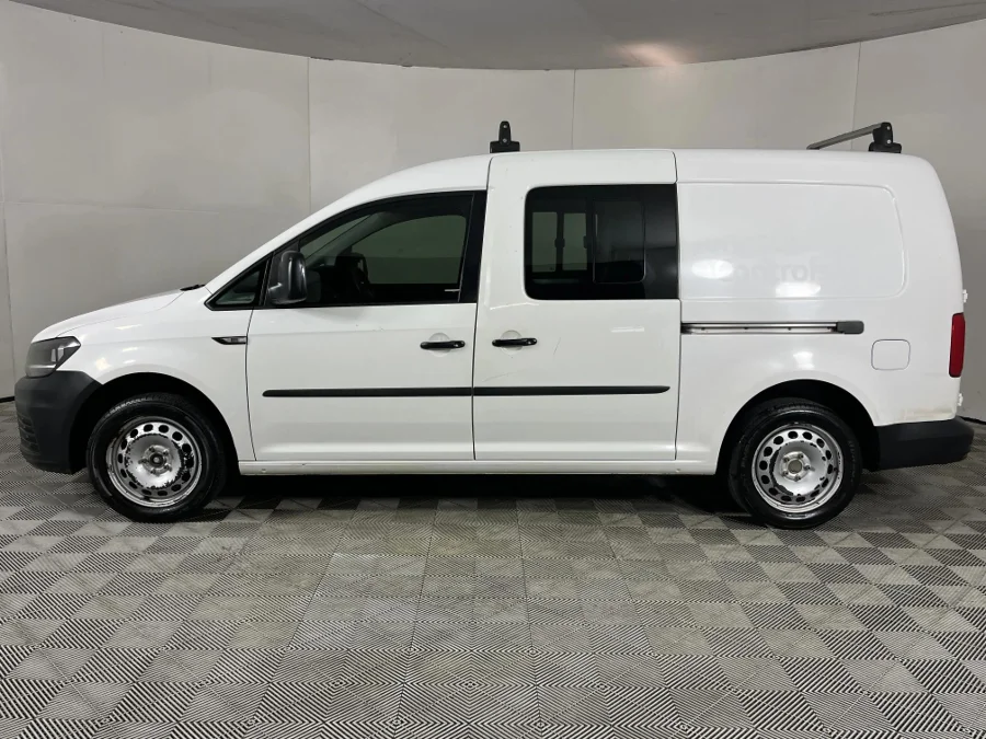 Used 2017 Volkswagen Caddy Maxi 2.0TDI crew bus - WeBuyCars The Dome Used 2017 Volkswagen Caddy Maxi 2.0TDI crew bus - WeBuyCars The Dome