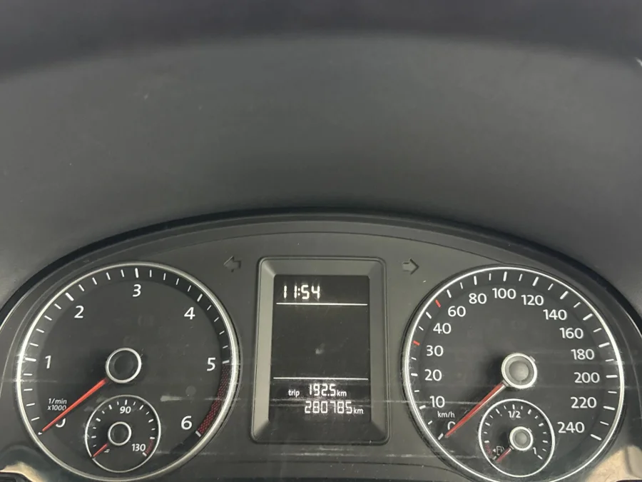 Used 2015 Volkswagen Caddy Maxi 2.0TDI panel van - WeBuyCars Montana