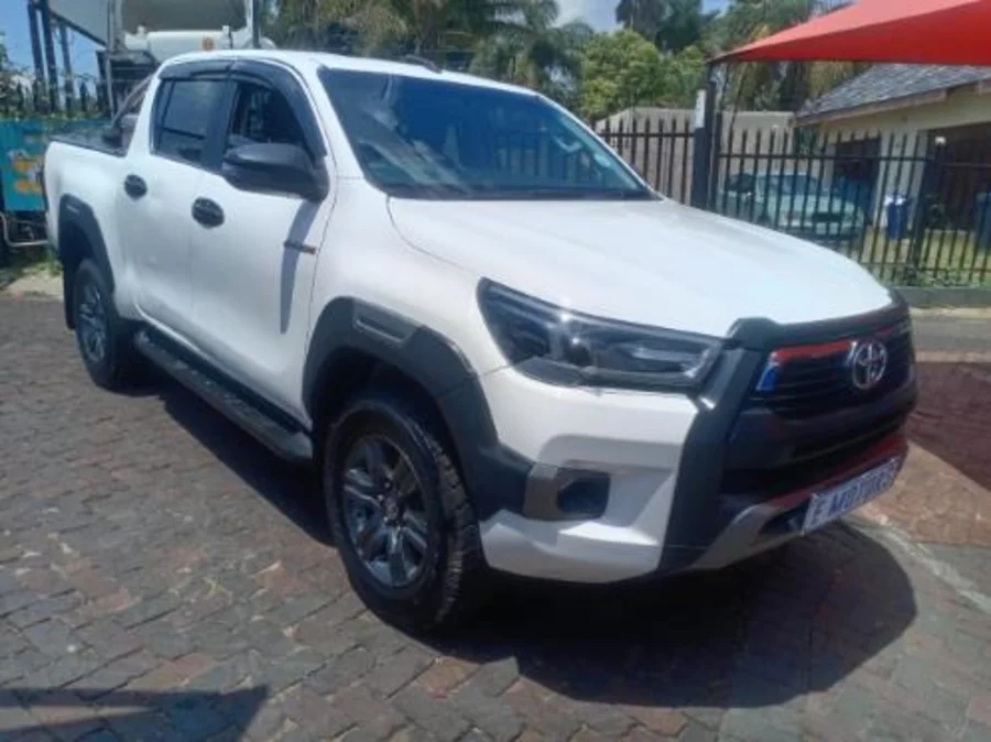 Used 2022 Toyota Hilux 2.4GD-6 double cab SRX - E Motors Used 2022 Toyota Hilux 2.4GD-6 double cab SRX - E Motors