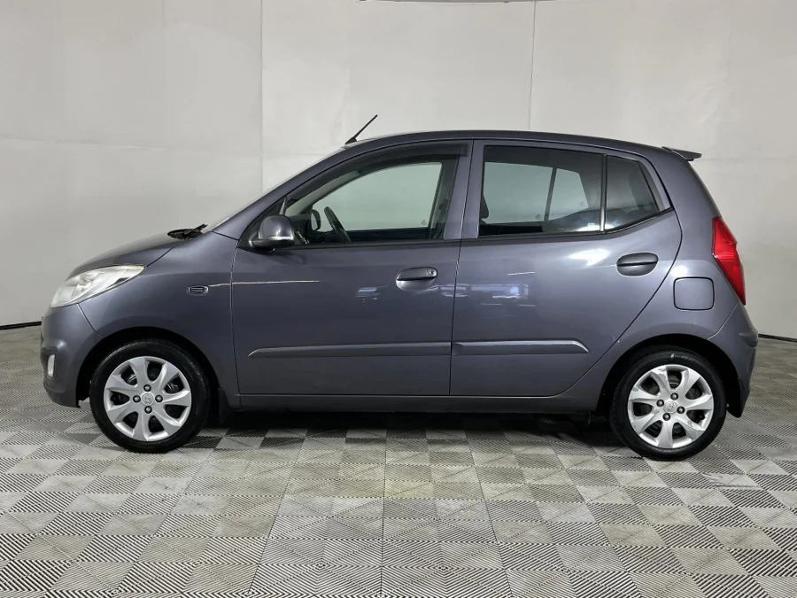 Used 2014 Hyundai i10 1.1 Motion - WeBuyCars The Dome
