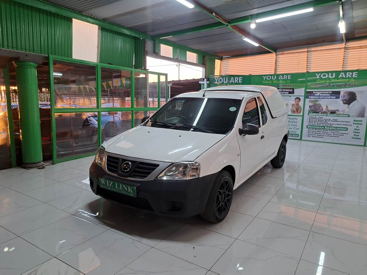 Used 2020 Nissan NP200 1.6i