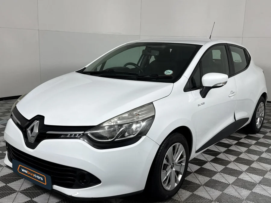 Used 2016 Renault Clio 66kW turbo Blaze - WeBuycars East London Used 2016 Renault Clio 66kW turbo Blaze - WeBuycars East London
