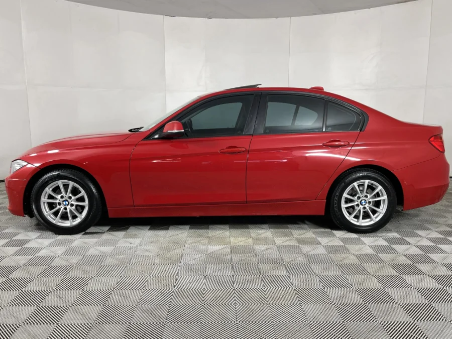 Used 2014 BMW 3 Series 320i sports-auto - WeBuyCars The Dome Used 2014 BMW 3 Series 320i sports-auto - WeBuyCars The Dome