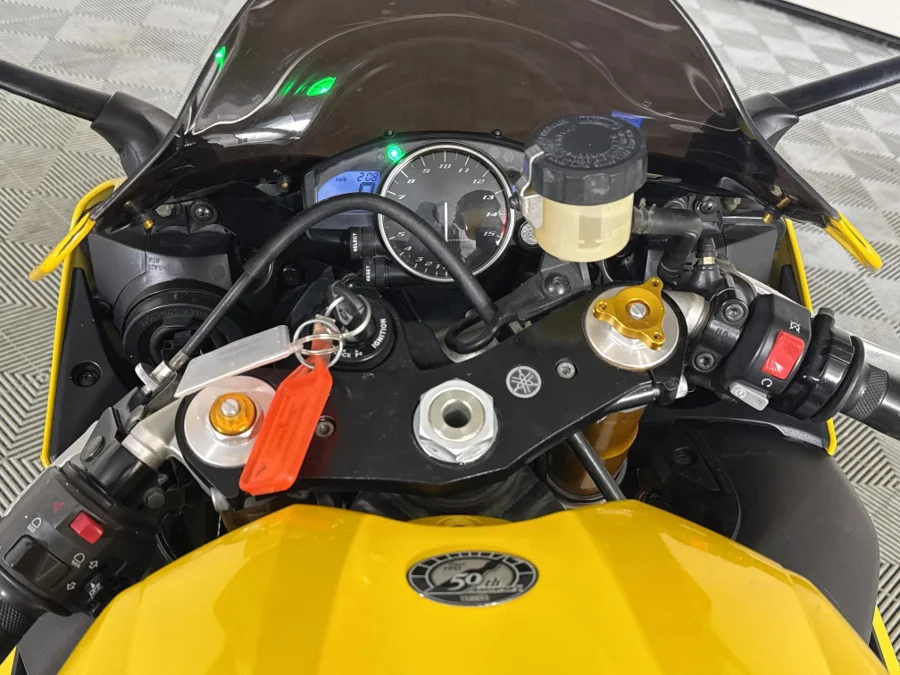Used 2006 Yamaha YZF R1 - WeBuyCars Midstream Used 2006 Yamaha YZF R1 - WeBuyCars Midstream