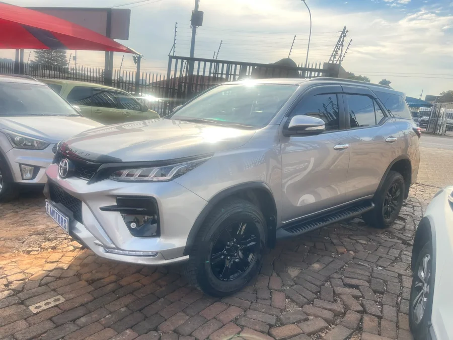 Used 2023 Toyota Fortuner 2.4GD-6 auto - E Motors Used 2023 Toyota Fortuner 2.4GD-6 auto - E Motors