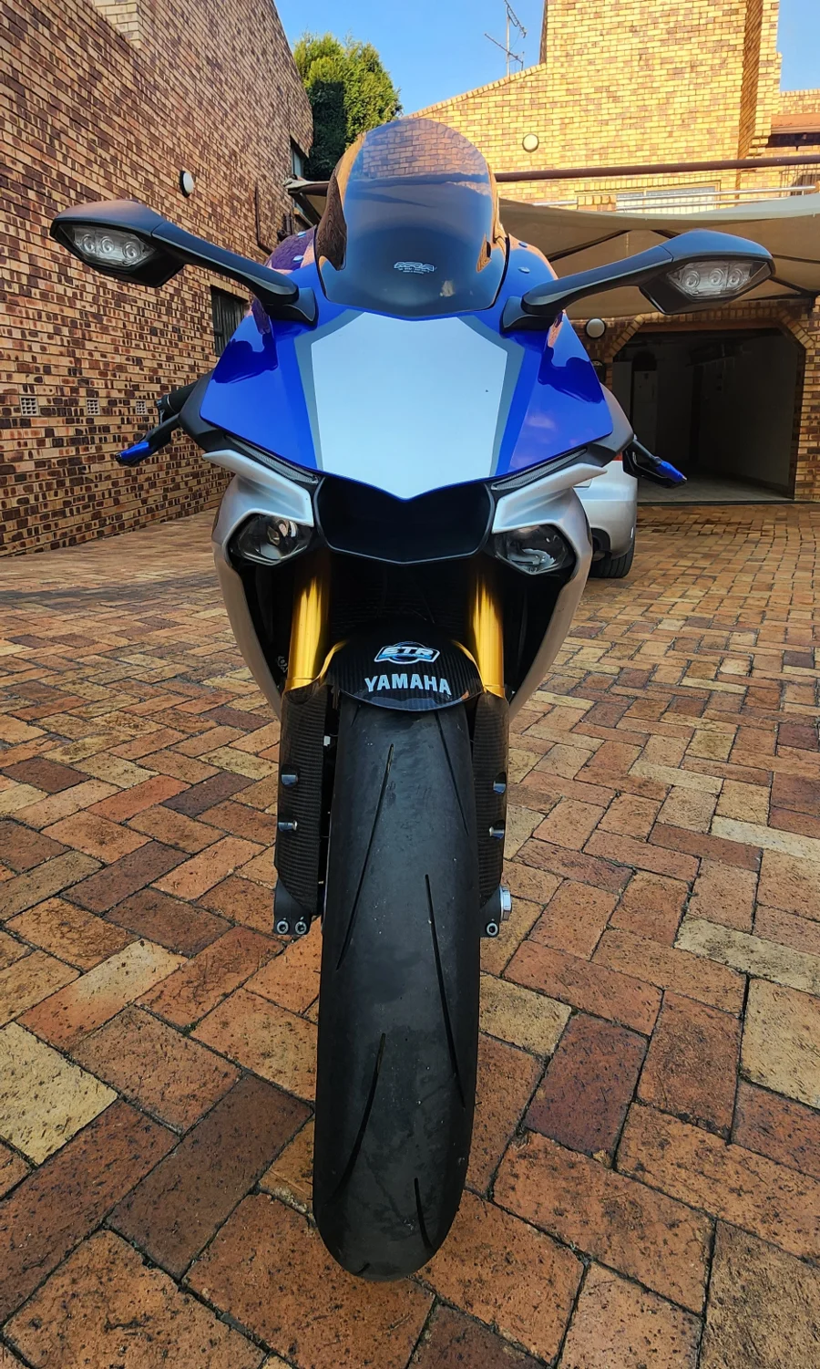 New 2016 Yamaha YZF R1 - Private Seller
