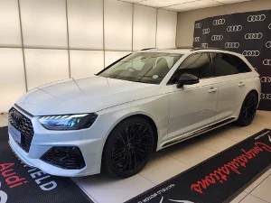 Used 2024 Audi RS4 Avant quattro Used 2024 Audi RS4 Avant quattro