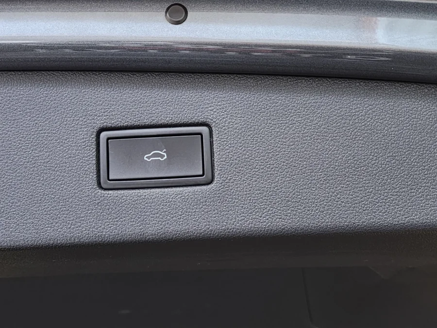 Preloaded Image 17