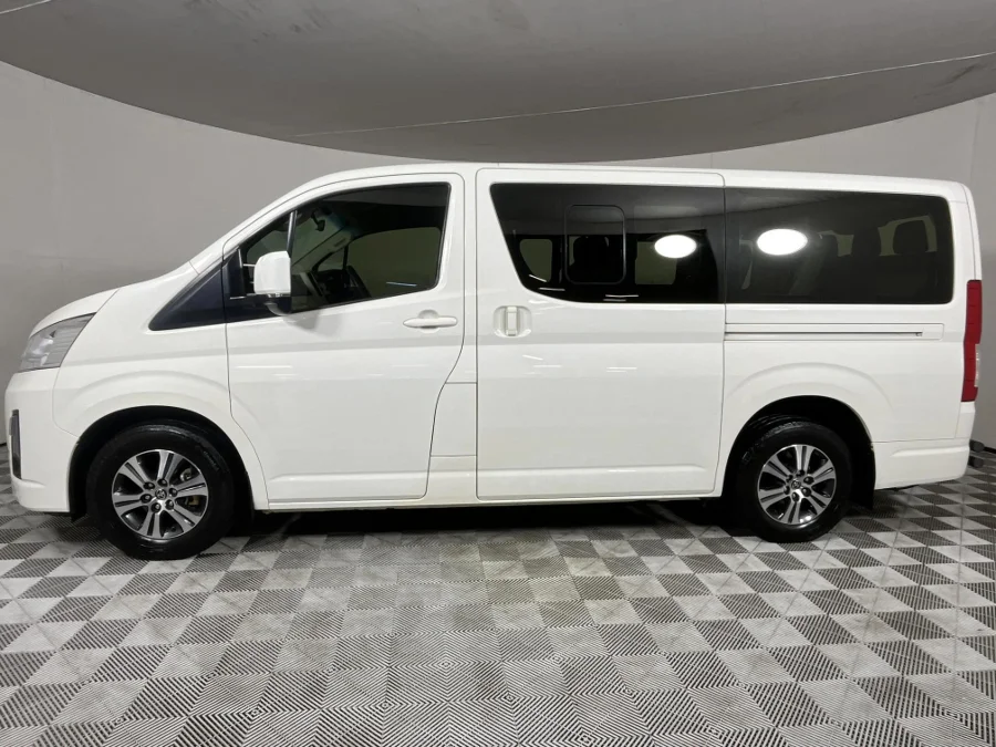 Used 2022 Toyota Quantum 2.8 LWB bus 11-seater GL - WeBuyCars The Dome