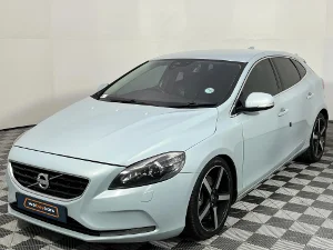 Used 2014 Volvo V40 T5 Excel Used 2014 Volvo V40 T5 Excel