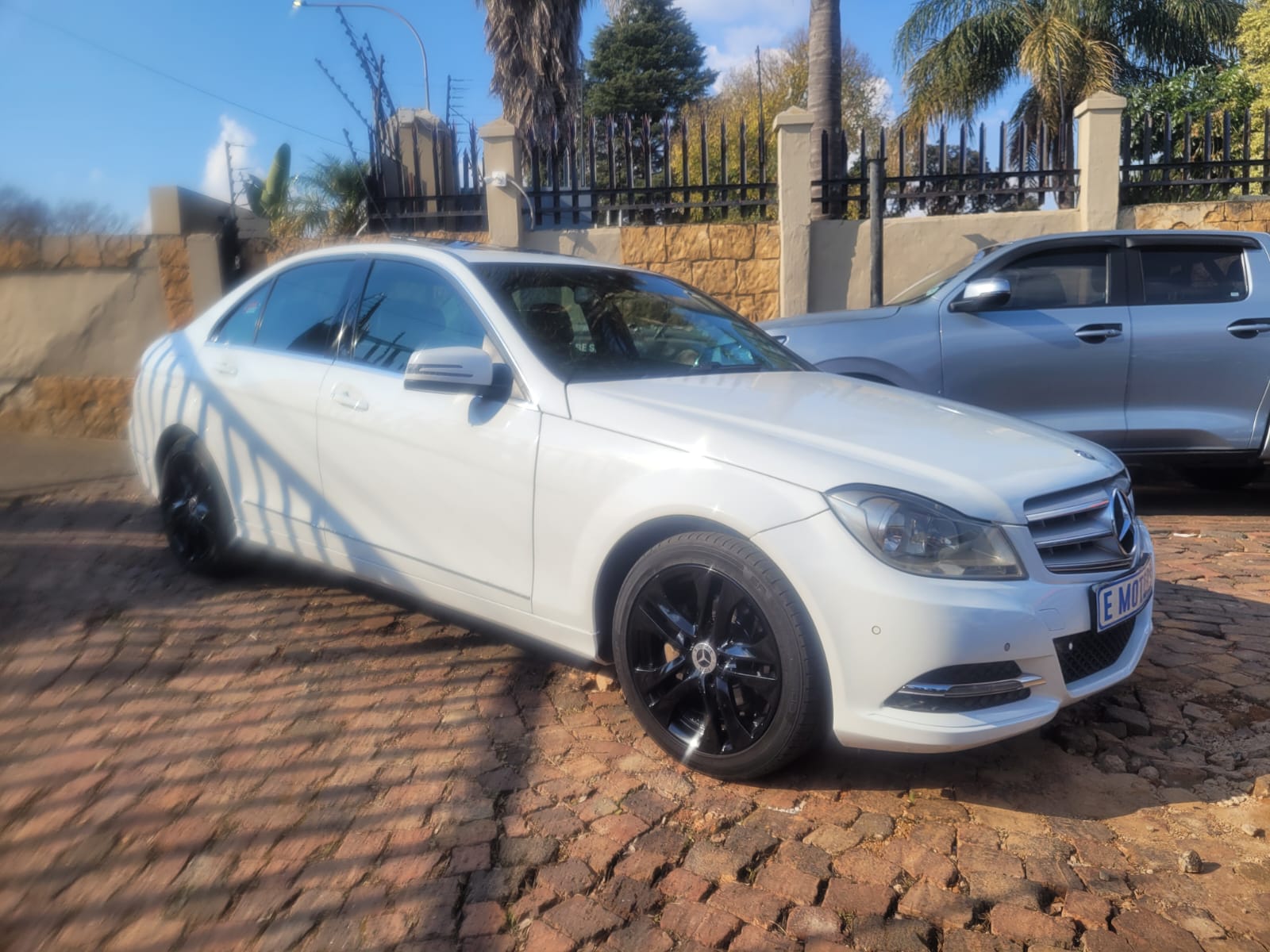 Used 2014 Mercedes-Benz C-Class C180 estate Elegance auto