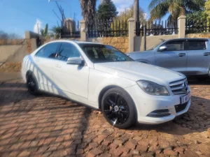 Used 2014 Mercedes-Benz C-Class C180 estate Elegance auto