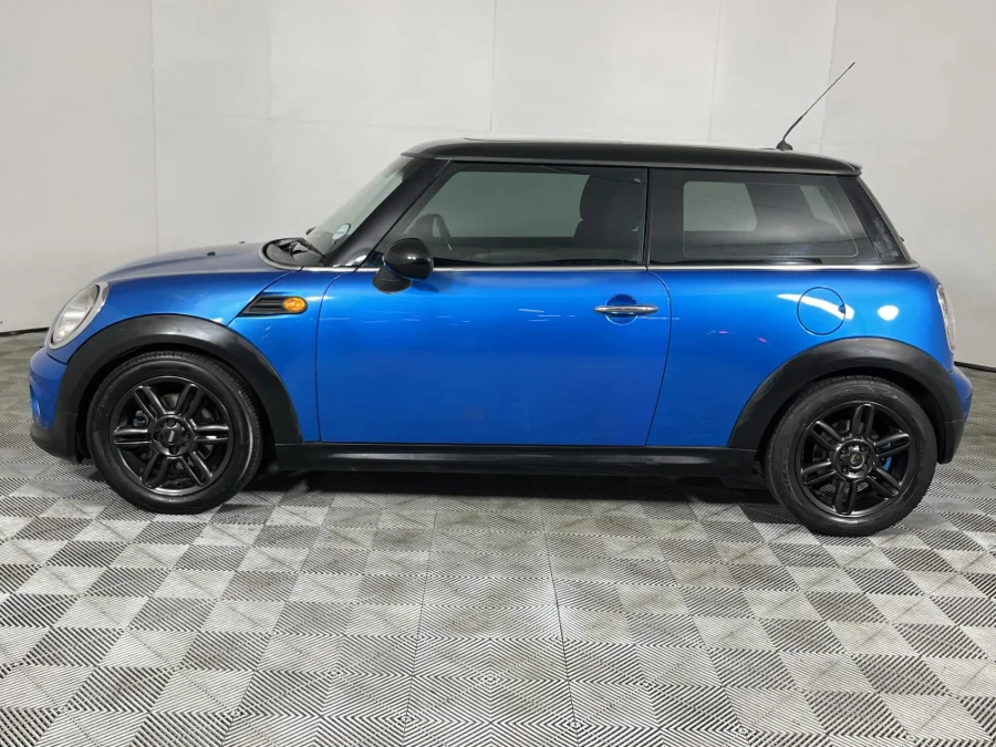 Used 2011 MINI Hatch Cooper - WeBuyCars The Dome Used 2011 MINI Hatch Cooper - WeBuyCars The Dome