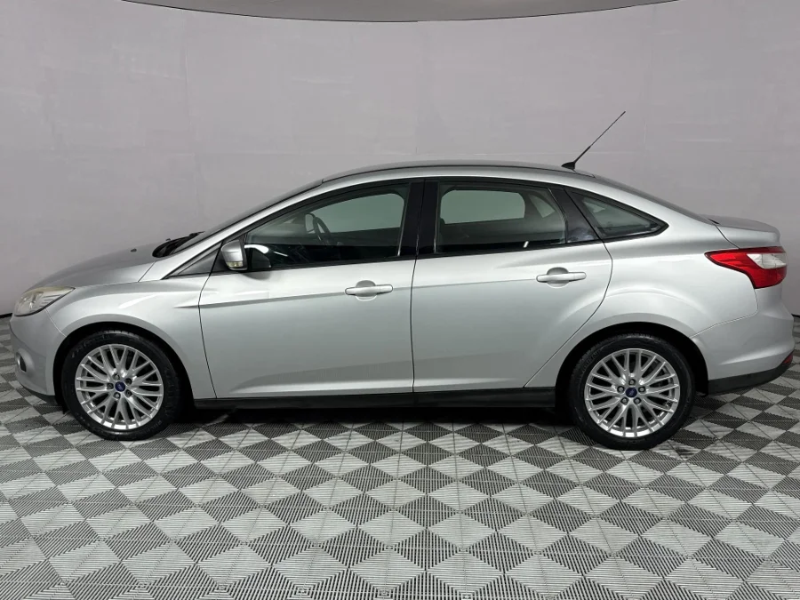 Used 2012 Ford Focus sedan 2.0TDCi Trend - WeBuyCars Richmond