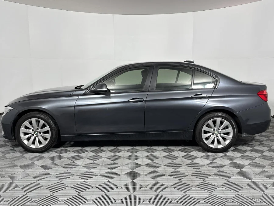 Used 2016 BMW 3 Series 318i auto - WeBuyCars Lansdowne Used 2016 BMW 3 Series 318i auto - WeBuyCars Lansdowne