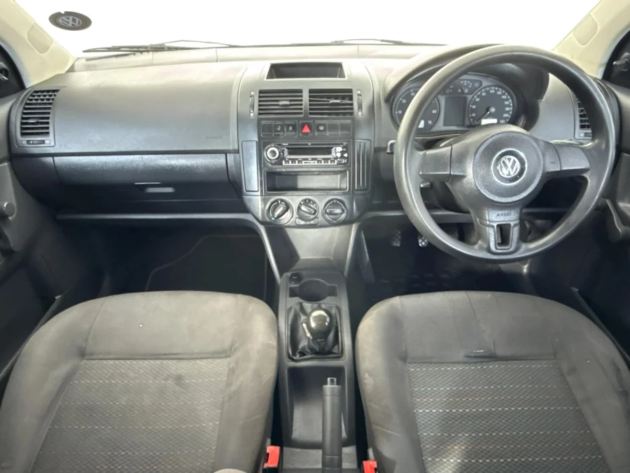 Used 2015 Volkswagen Polo Vivo sedan 1.6 Comfortline - WeBuyCars Vereeniging