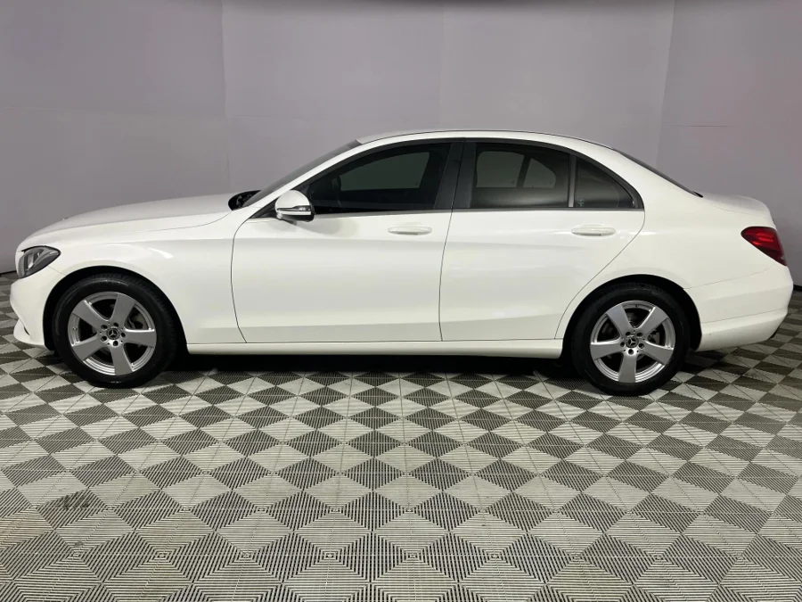 Used 2018 Mercedes-Benz C-Class C180 auto - WeBuyCars The Dome Used 2018 Mercedes-Benz C-Class C180 auto - WeBuyCars The Dome
