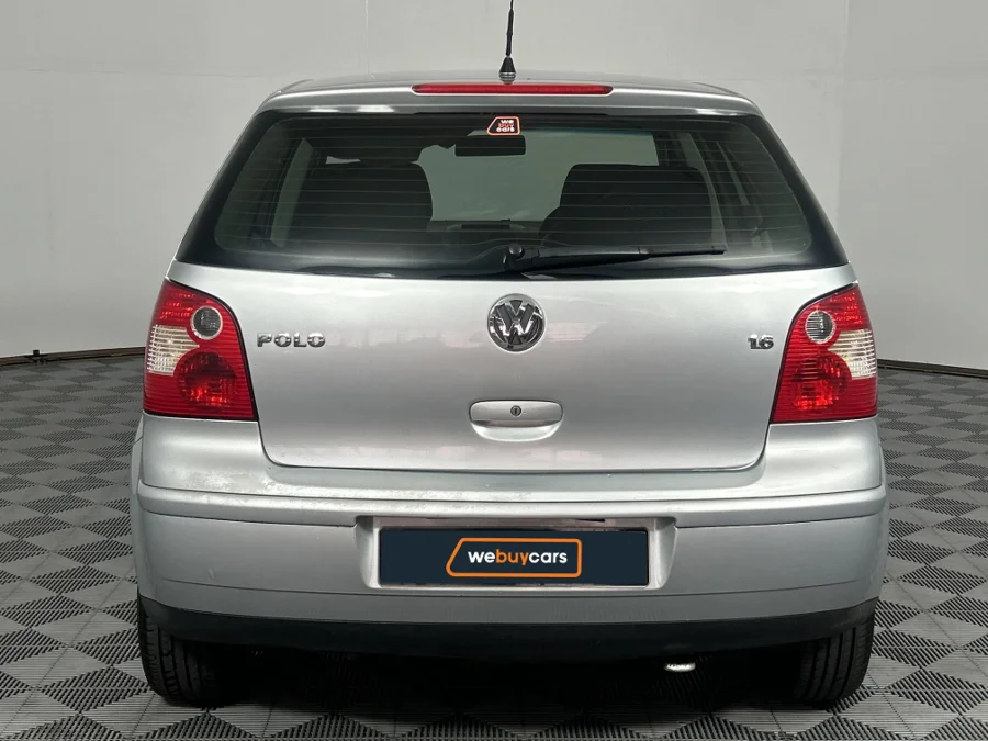 Preloaded Image 18