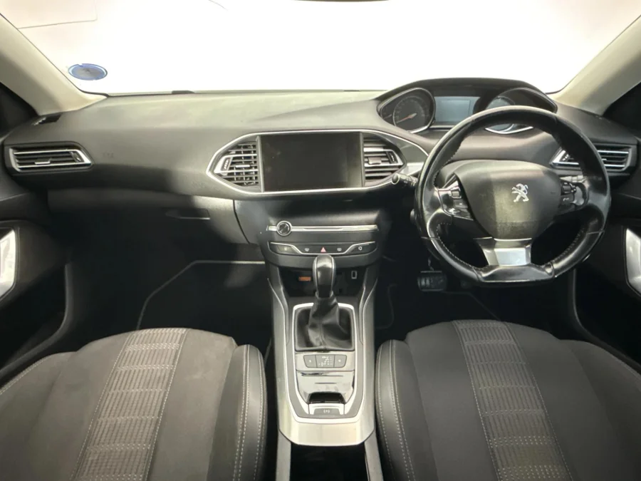 Used 2018 Peugeot 308 1.2T Allure auto - WeBuyCars Germiston Used 2018 Peugeot 308 1.2T Allure auto - WeBuyCars Germiston