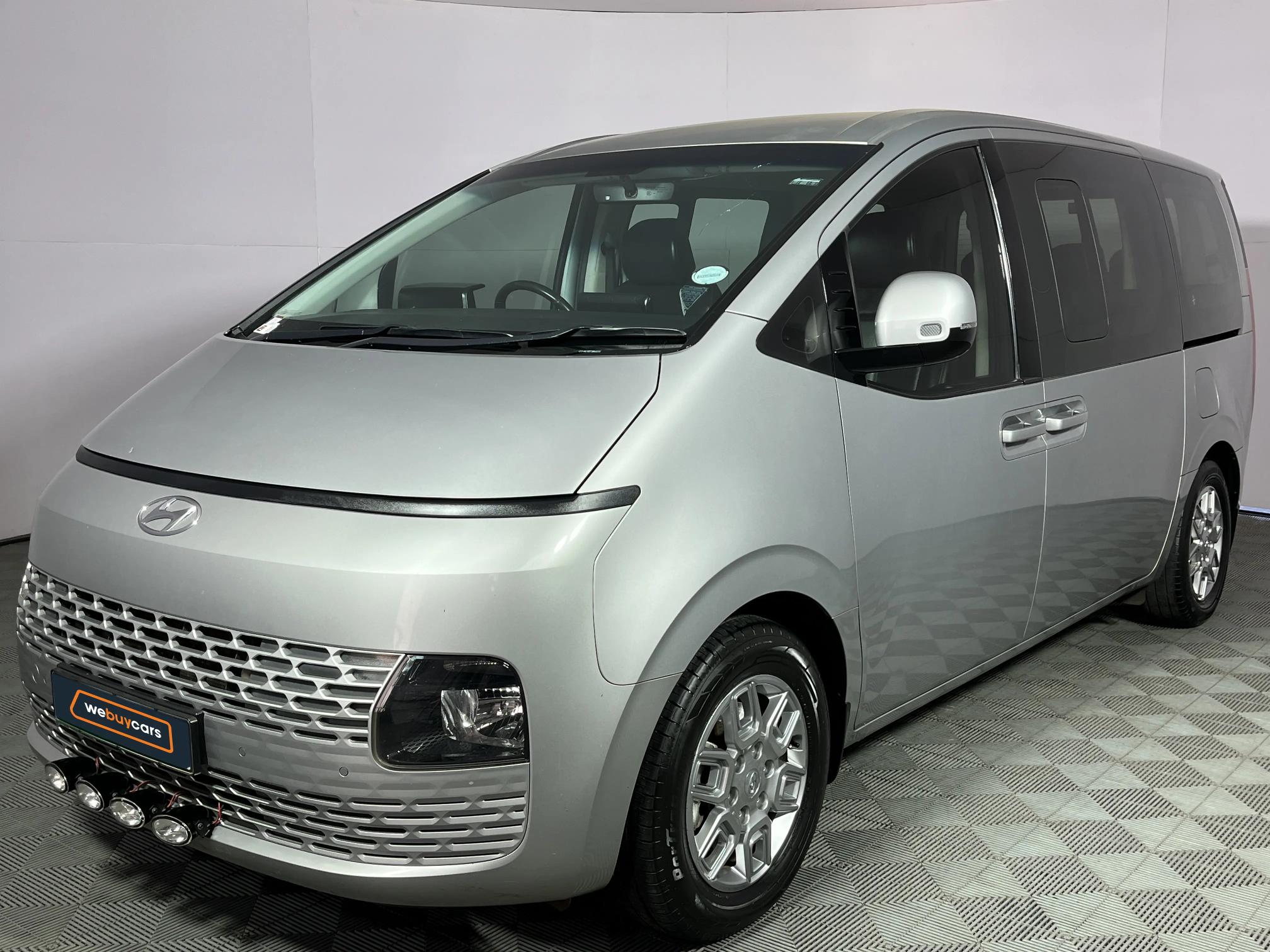 Used 2022 Hyundai Staria 2.2D Executive 11-seater