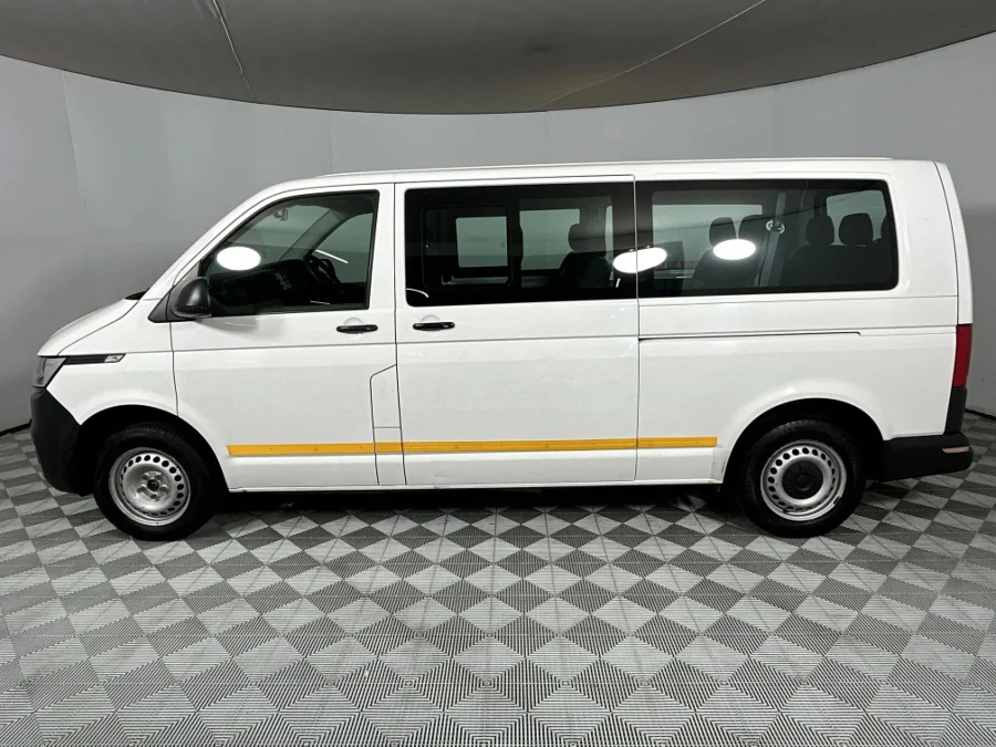 Used 2021 Volkswagen Transporter 2.0TDI crew bus LWB 10-seater - WeBuyCars Richmond