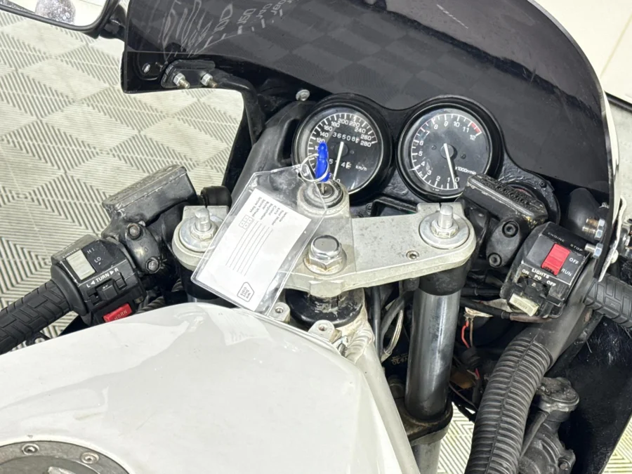 Used 1988 Yamaha FZR 1000 - WeBuyCars Midstream