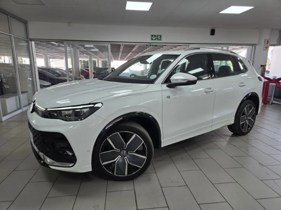 Used 2026 Volkswagen Tiguan 2.0TSI R-Line 4Motion - VW Northcliff Pre-owned Used 2026 Volkswagen Tiguan 2.0TSI R-Line 4Motion - VW Northcliff Pre-owned