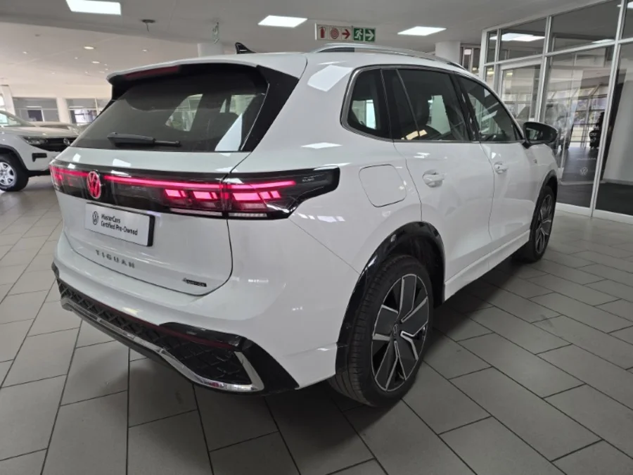 Used 2026 Volkswagen Tiguan 2.0TSI R-Line 4Motion - VW Northcliff Pre-owned Used 2026 Volkswagen Tiguan 2.0TSI R-Line 4Motion - VW Northcliff Pre-owned