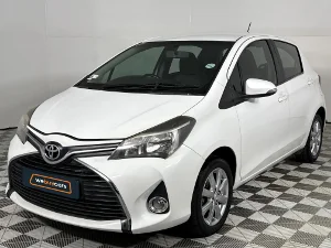Used 2015 Toyota Yaris 1.3 auto