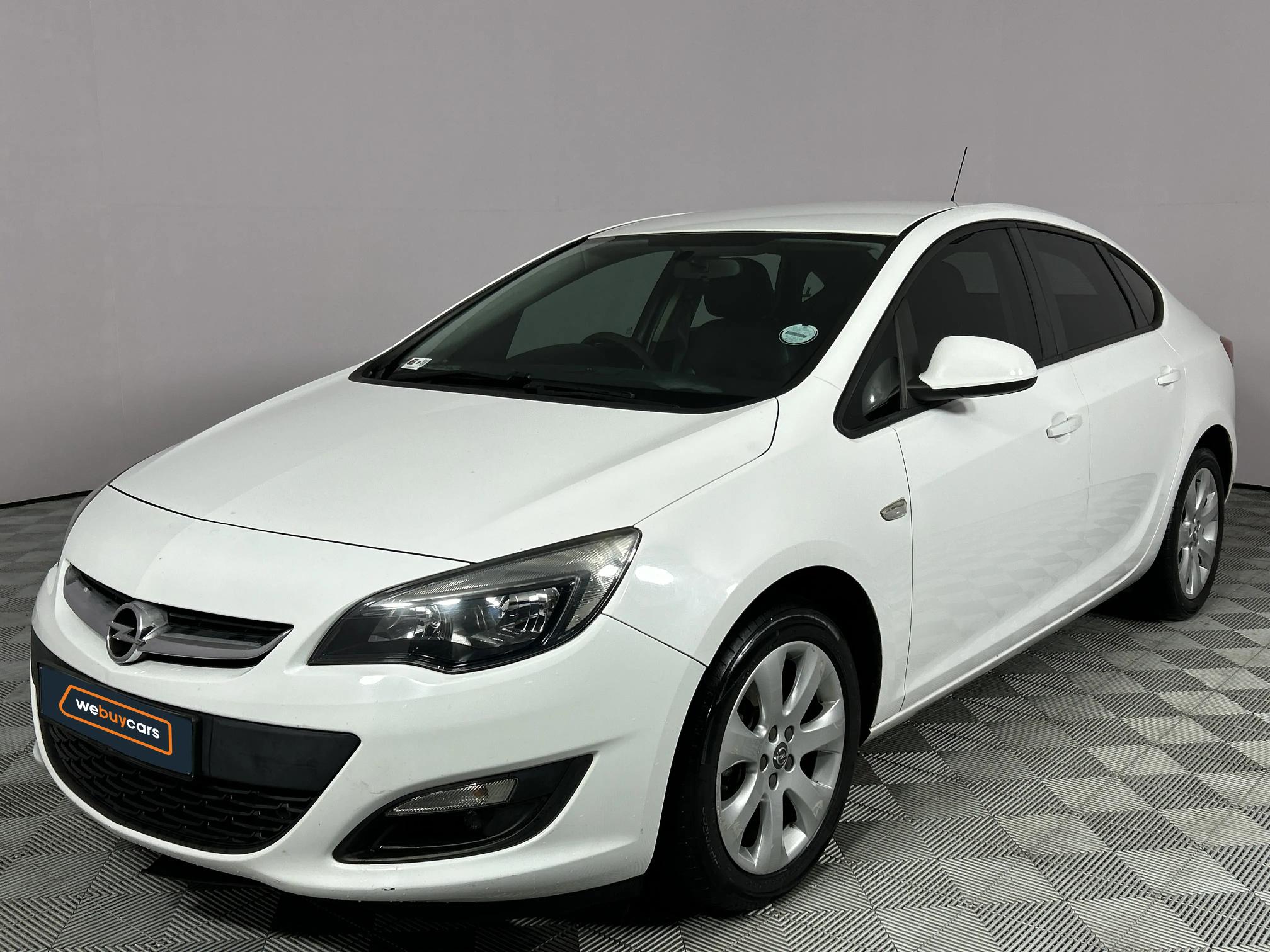 Used 2015 Opel Astra sedan 1.4 Turbo Essentia