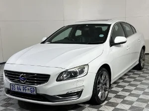 Used 2015 Volvo S60 T4 Elite auto Used 2015 Volvo S60 T4 Elite auto