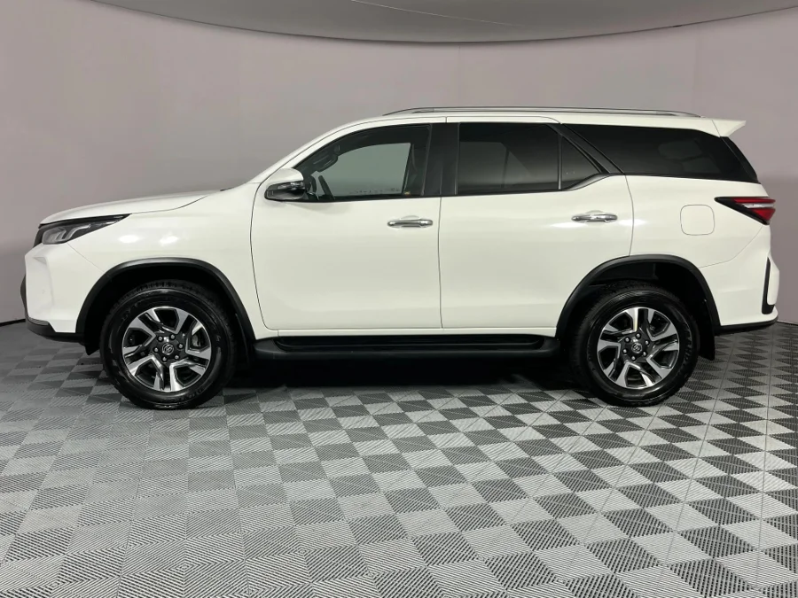 Used 2025 Toyota Fortuner 2.8GD-6 - WeBuyCars Lansdowne Used 2025 Toyota Fortuner 2.8GD-6 - WeBuyCars Lansdowne