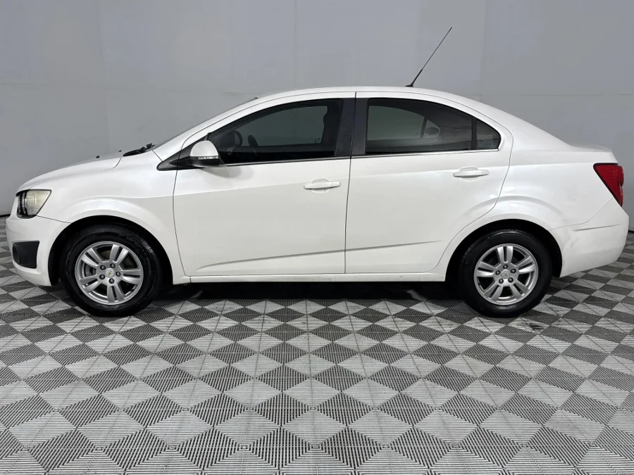 Used 2014 Chevrolet Sonic sedan 1.6 LS auto - WeBuyCars Richmond