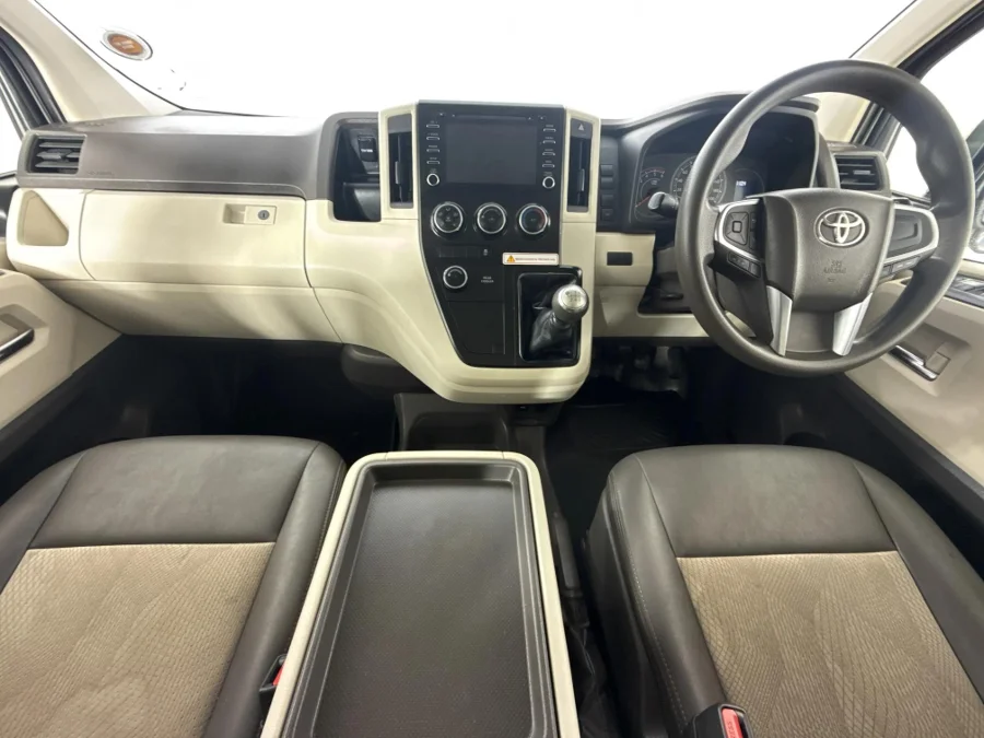 Used 2022 Toyota Quantum 2.8 LWB bus 11-seater GL - WeBuyCars Montana Used 2022 Toyota Quantum 2.8 LWB bus 11-seater GL - WeBuyCars Montana