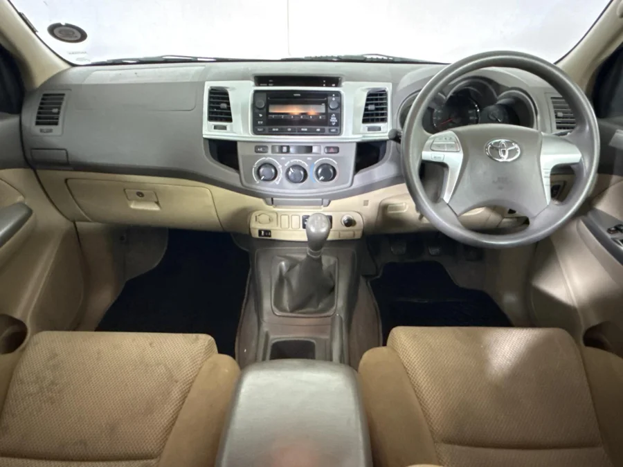 Used 2012 Toyota Fortuner 2.5D-4D - WeBuyCars Midstream