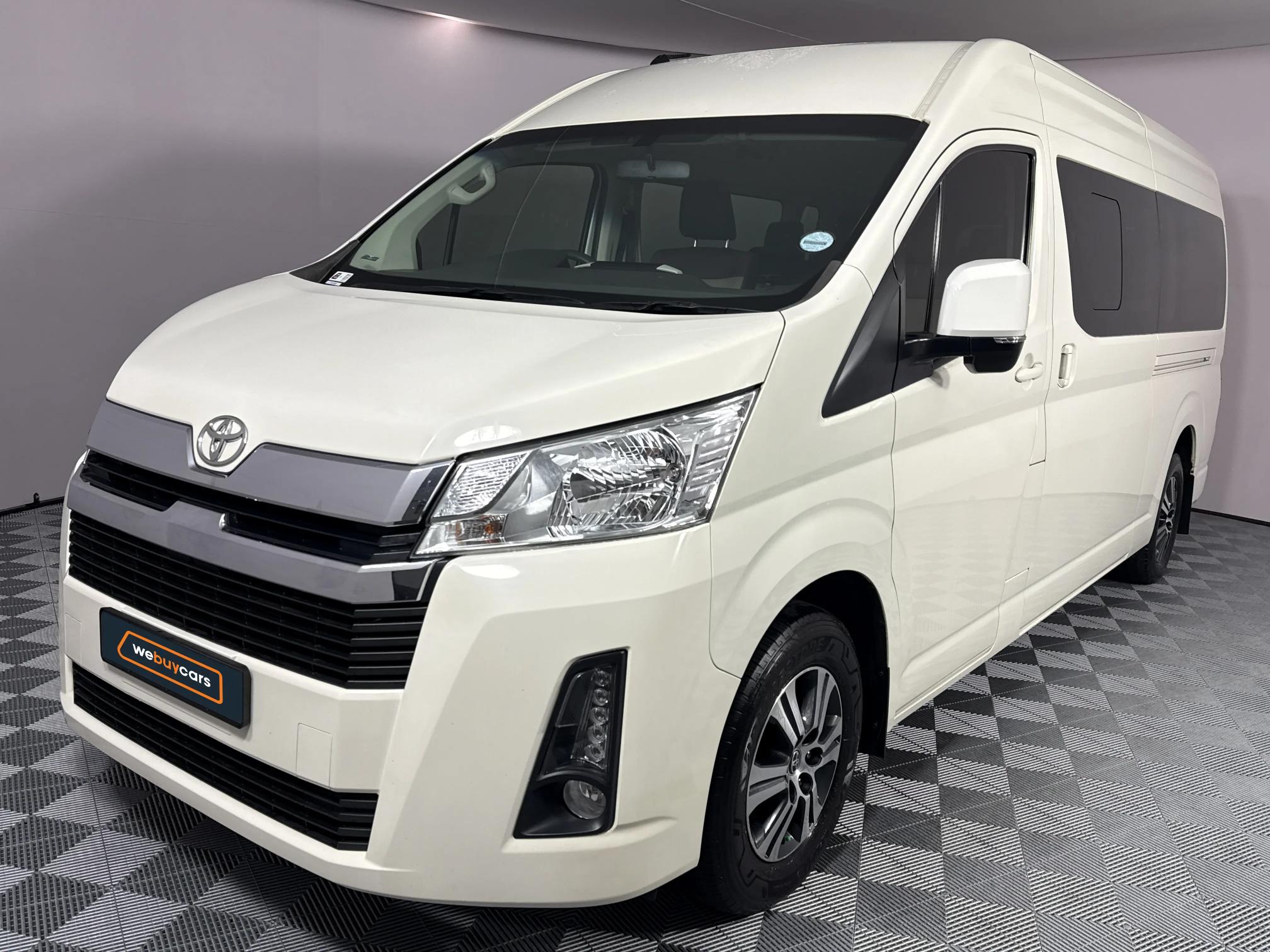 Used 2023 Toyota Quantum 2.8 SLWB bus 14-seater GL auto